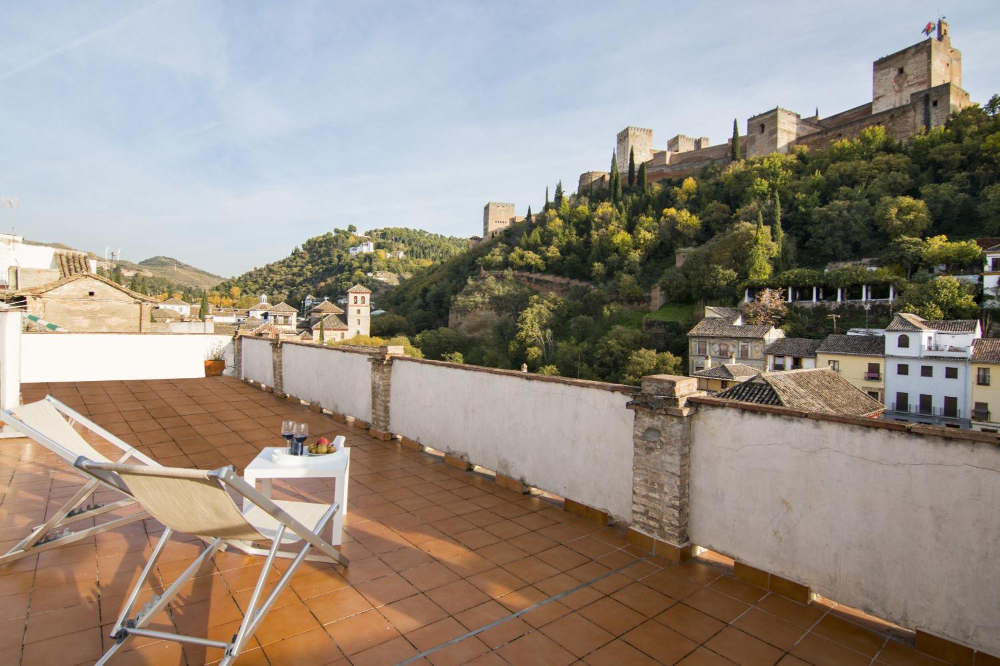 Magic Alhambra Retreat Apartment กรานาดา ภายนอก รูปภาพ